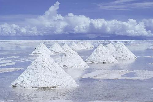 Les prix chinois du carbonate de lithium atteignent un niveau record à 115 000 yuans/t